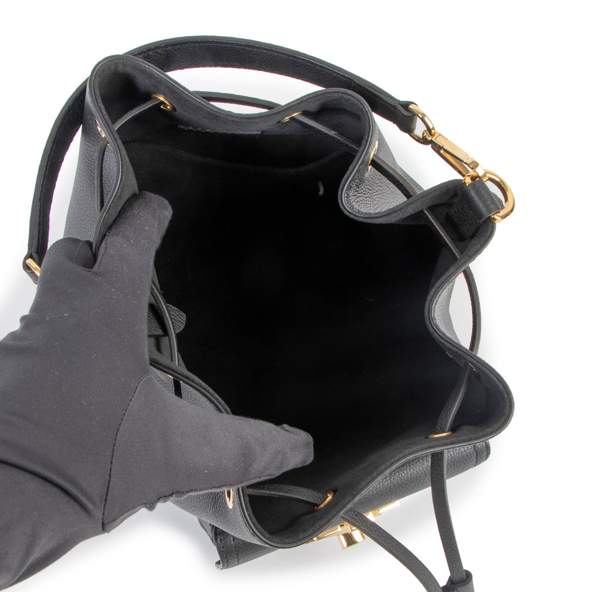 Sac seau Louis Vuitton Lockme noir