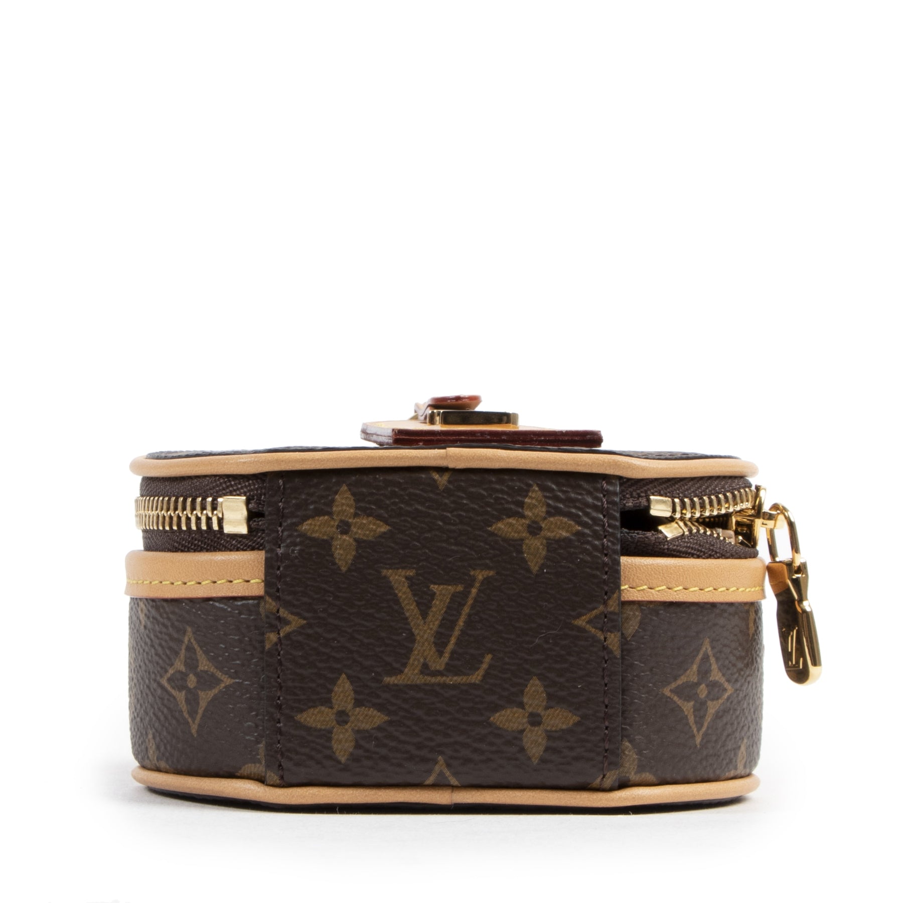Louis Vuitton Boite Chapeau + Necklace pour le meilleur prix chez Labellov à Anvers