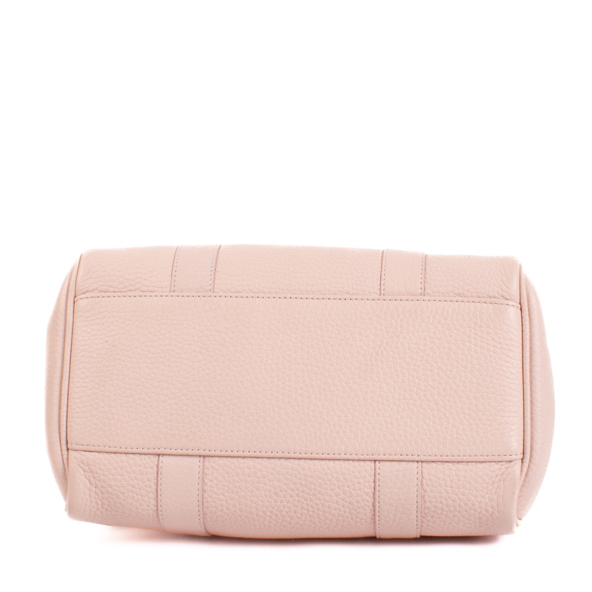 Shop safe online at Labellov in Antwerp and Knokke this 100% authentic second hand Mulberry Powder Rose Heavy Grain Bayswater Satchel Bag
