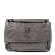 Saint Laurent Niki Medium Crinkled Leather Fog Bag te koop online bij Labellov