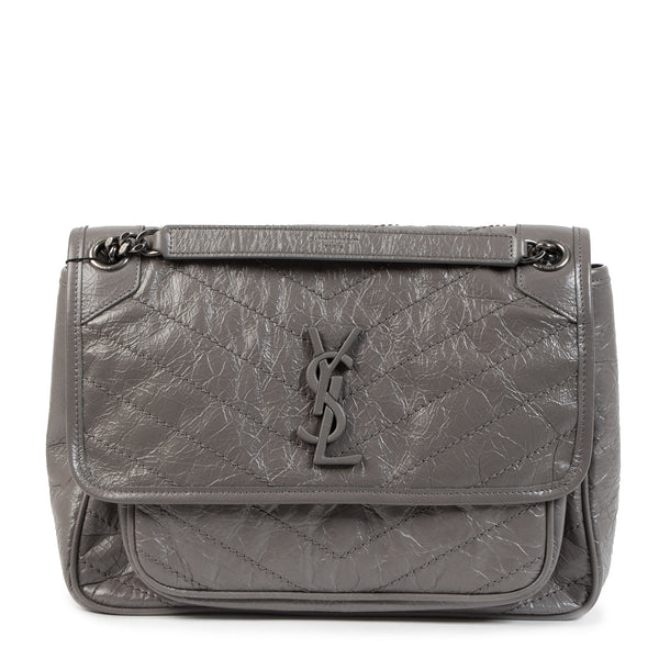 YSL Niki グレー ショルダーバッグ Saint Laurent Niki Medium Crinkled Leather Fog Bag – Labellov