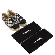 Shop safe online at Labellov in Antwerp, Brussels and Knokke this 100% authentic second hand Chanel Black and Silver Shimmer Tweed Espadrilles - Size 40