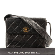 Chanel Black Quilted Lambskin Leather Shoulder bag atet he right price online at Labellov Luxury Brand webshop in Antwerp secondhand authentic luxury bags