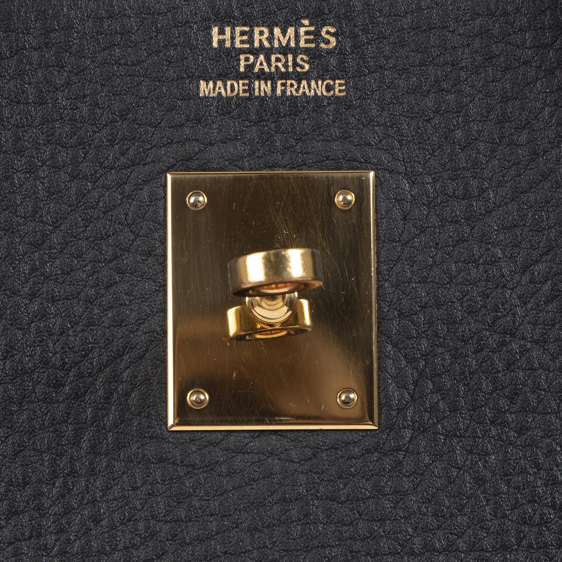 Buy and sell 100% authentic Hermès Birkin 40 Black Taurillon Clemence GHW for the best price