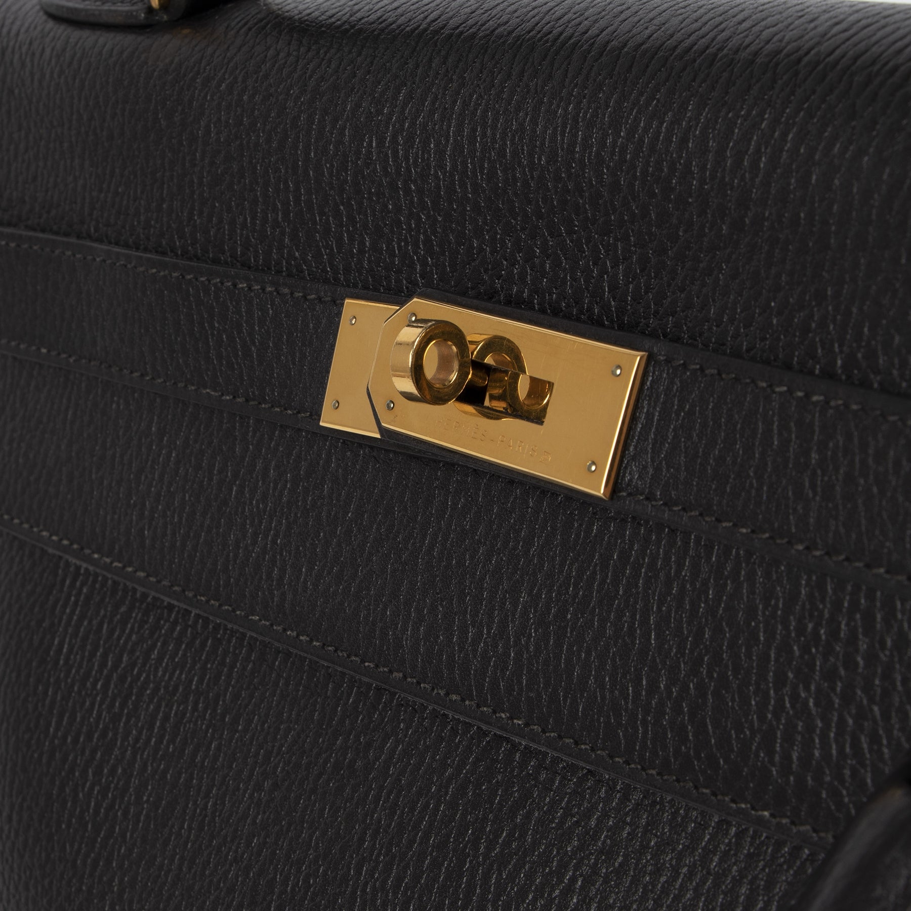 Hermès Kelly 40 Zwart Vache Ardennes GHW