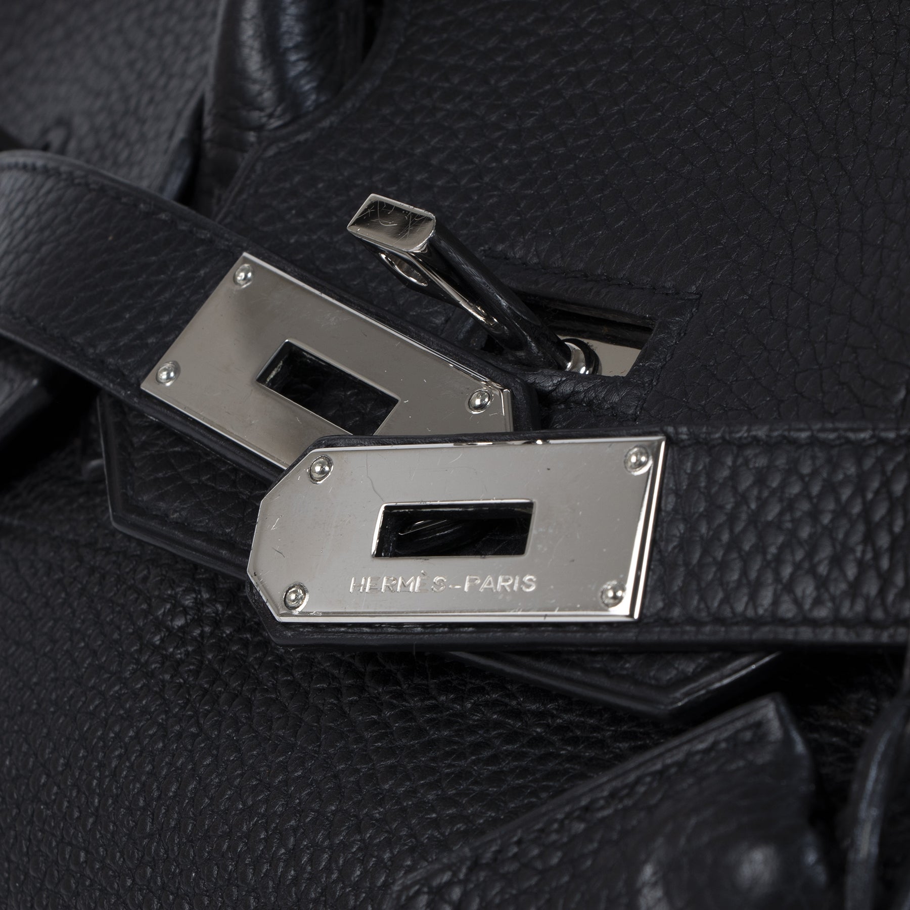 Hermès Birkin JPG Shoulder 42 Black Clemence PHW pour le meilleur prix chez Labellov à Anvers