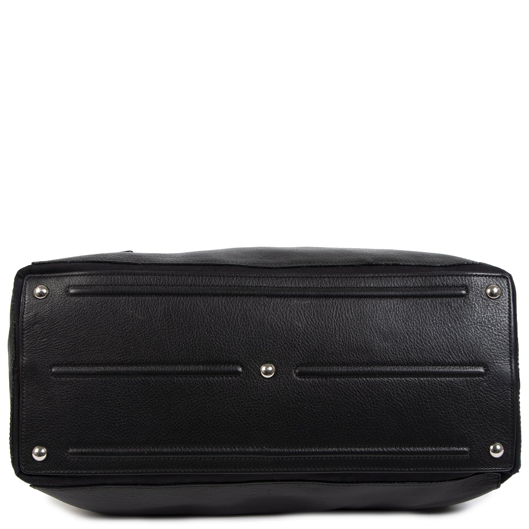 Yves Saint Laurent Muse Two Black Leather Bag for the best price at Labellov