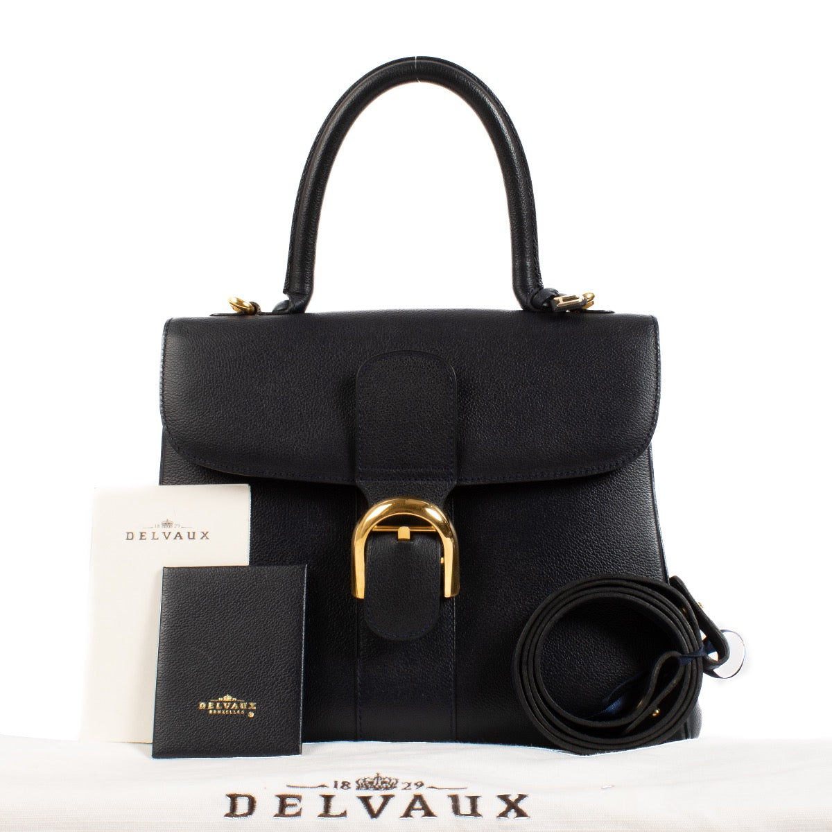 Delvaux Blue Marine Jumping Brillant MM + Strap aan de beste prijs bij Labellov tweedehands luxe in Antwerpen en Knokke. Wij kopen en verkopen steeds aan de beste prijs bij Labellov.