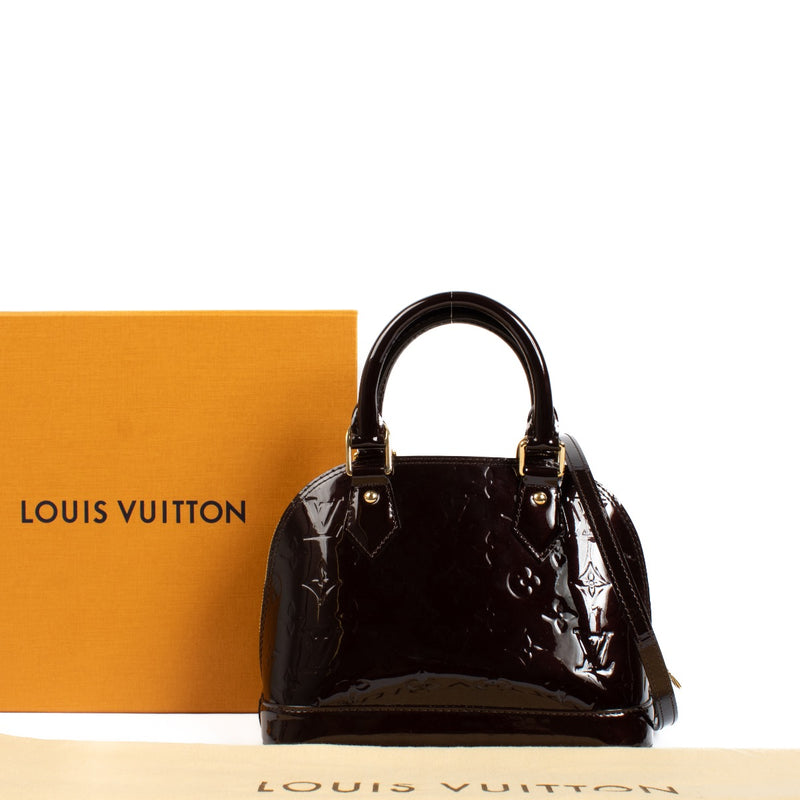 Shop safe online at Labellov in Antwerp, Brussels and Knokke this 100% authentic second hand Louis Vuitton Amarante Monogram Vernis Alma BB