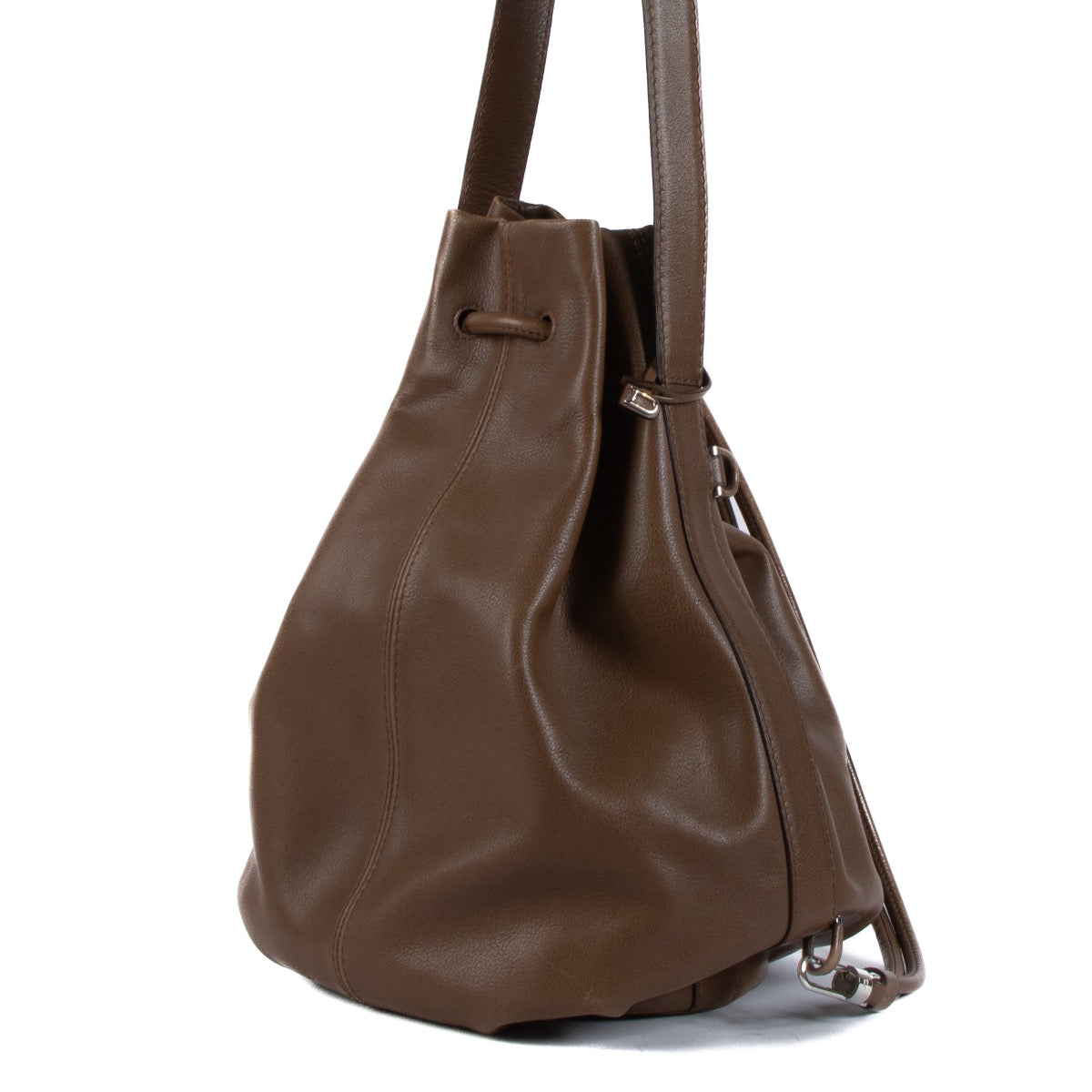 Shop 100% authentic second-hand Delvaux Marron Nomade Sellier Shoulder Bag on Labellov.com