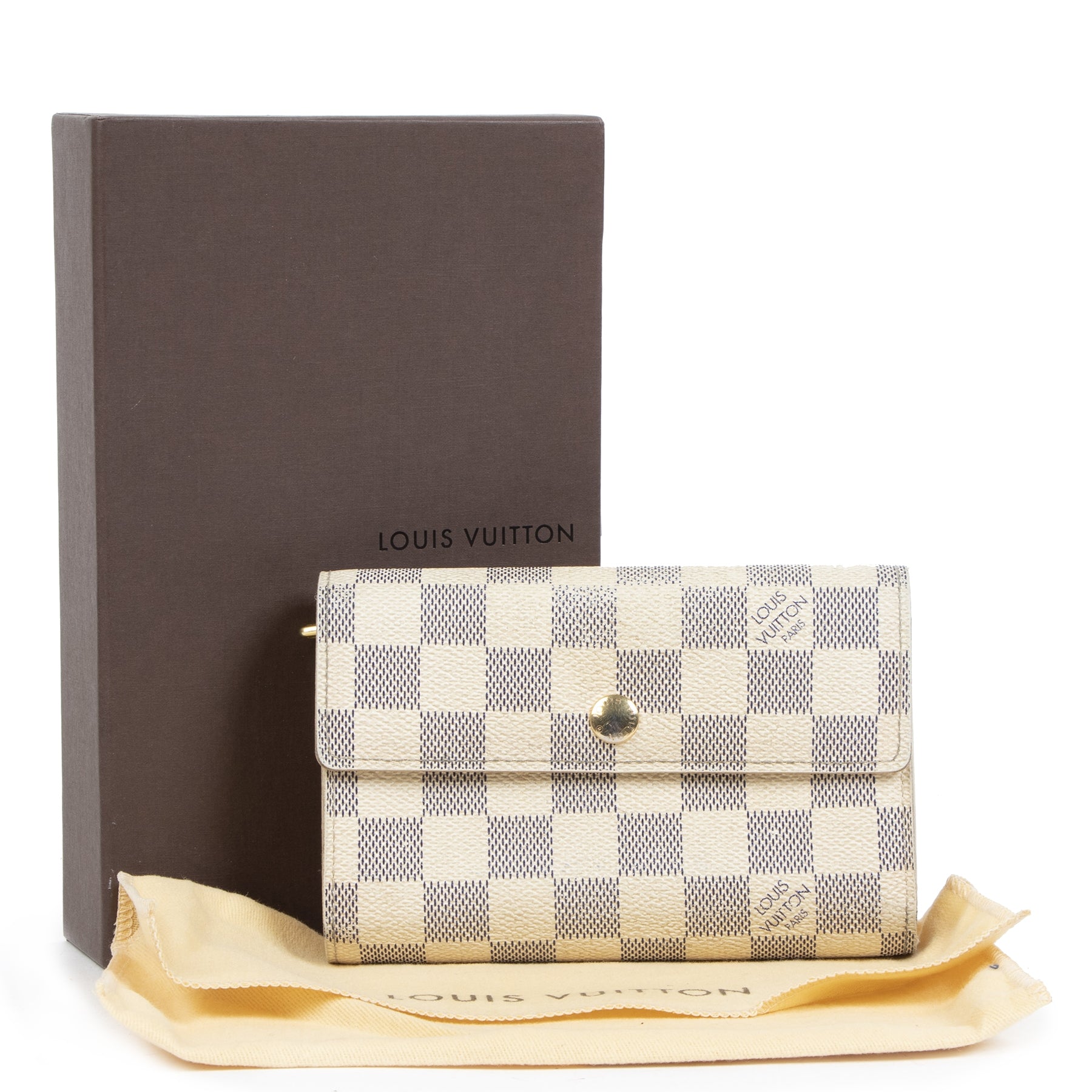 Authentic second-hand vintage Louis Vuitton White Alexandra Damier Azur Canvas Wallet buy online webshop LabelLOV