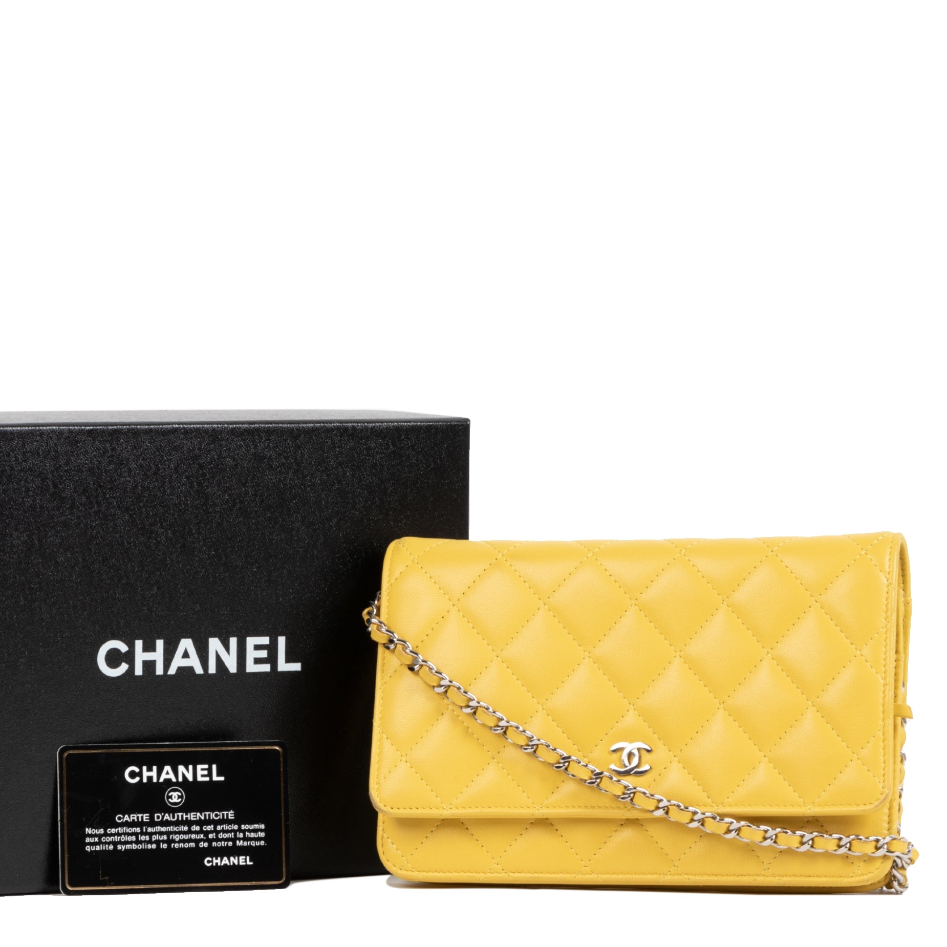 Authentic secondhand Chanel Yellow Wallet On Chain designer bags accessories luxury vintage webshop designer brands fashion safe secure online shopping worldwide shipping