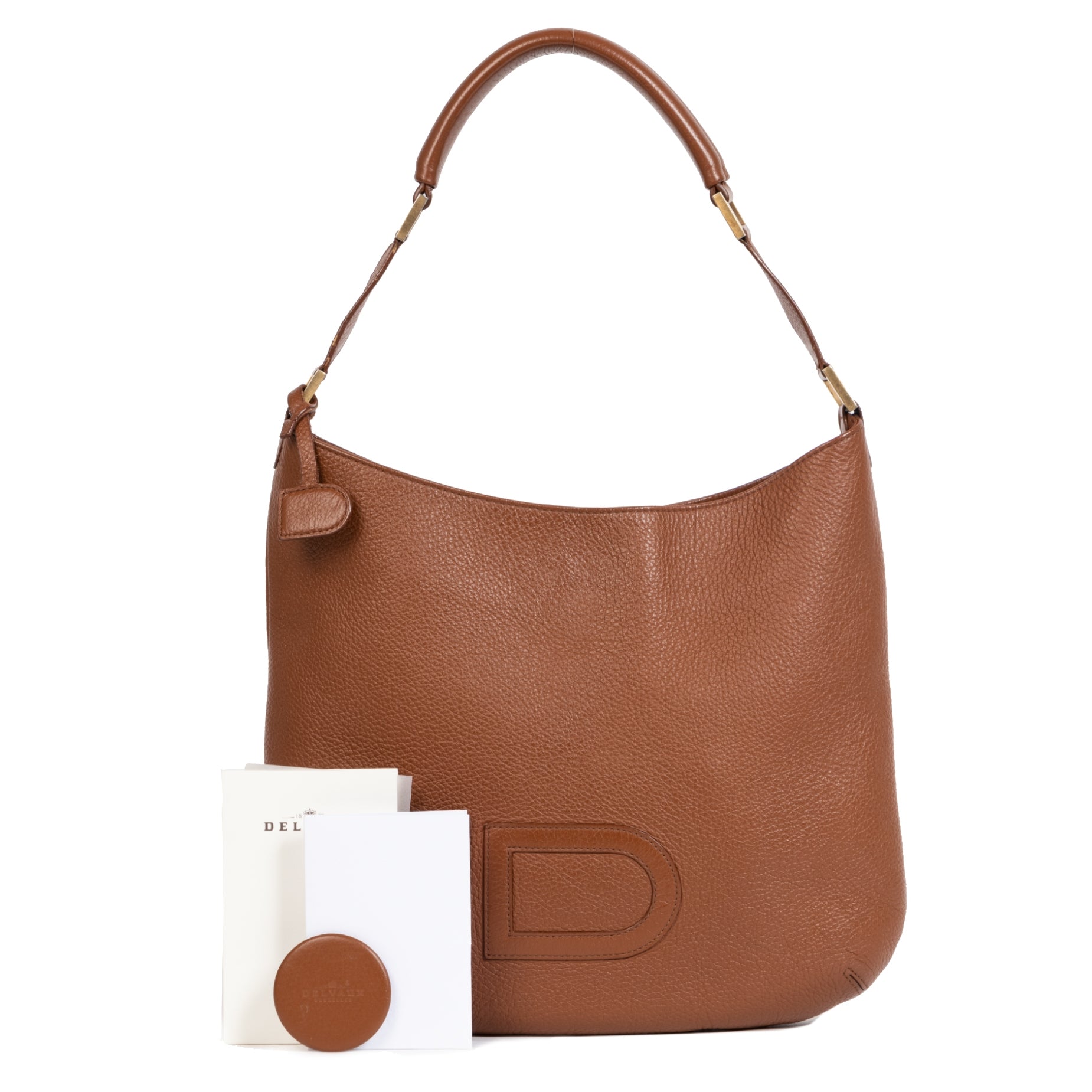 Koop uw authentieke designer handtassen van merken zoals Delvaux veilig en makkelijk bij Labellov tweedehands luxe