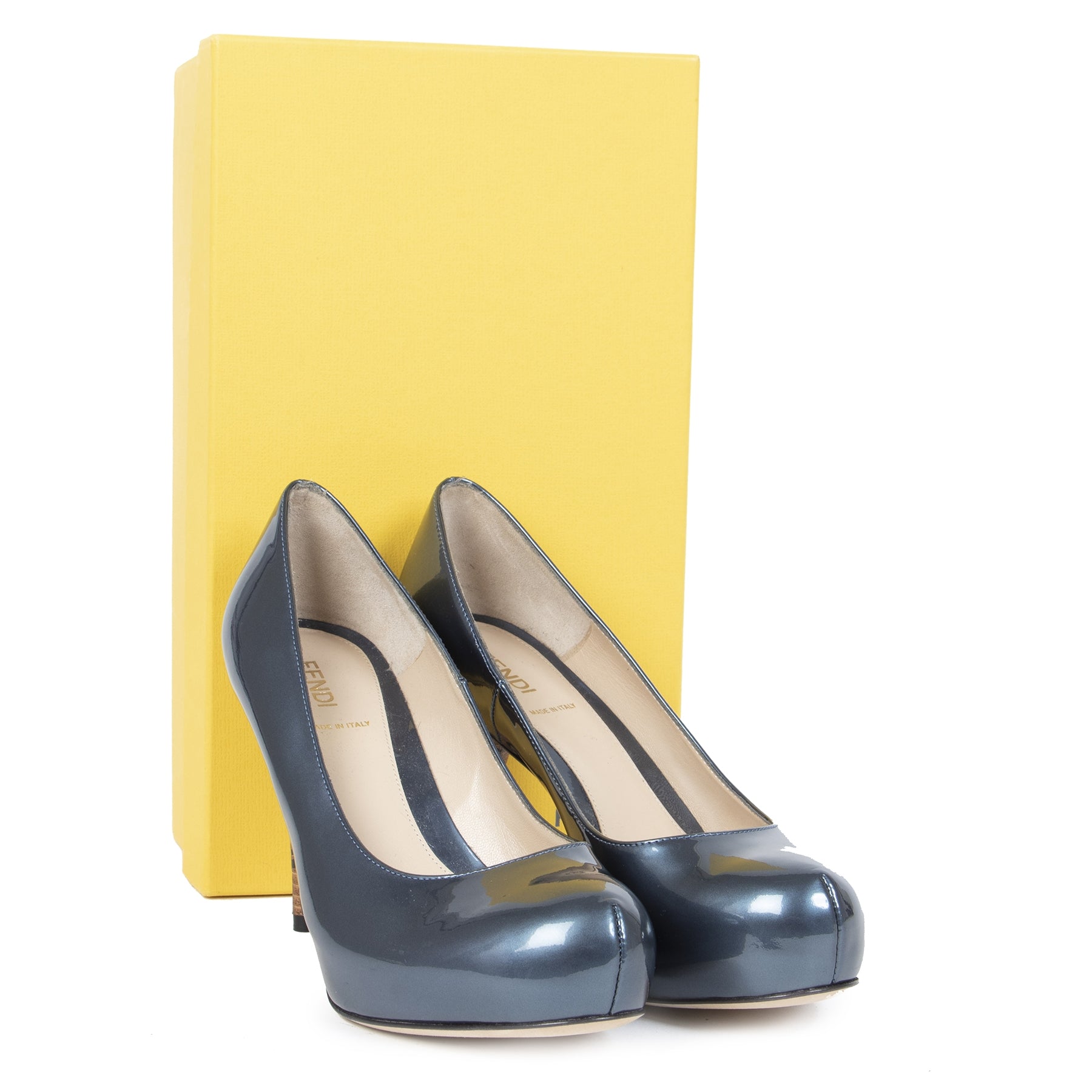 Authentic secondhand Fendi Blue Patent Leather Logo Heel Platform Pumps - Size 38,5 designer shoes pumps heels accessories designer brands luxury vintage webshop safe secure online shopping worldwide shipping