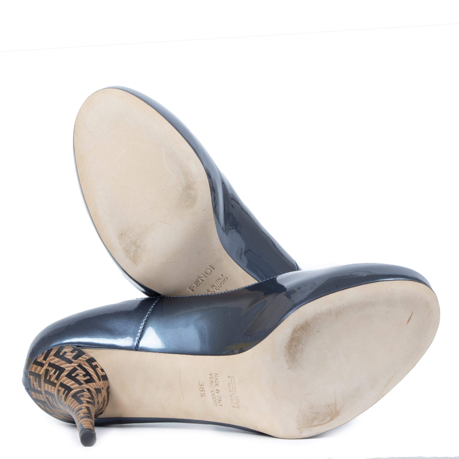Authentic secondhand Fendi Blue Patent Leather Logo Heel Platform Pumps - Size 38,5 designer shoes pumps heels accessories designer brands luxury vintage webshop safe secure online shopping worldwide shipping