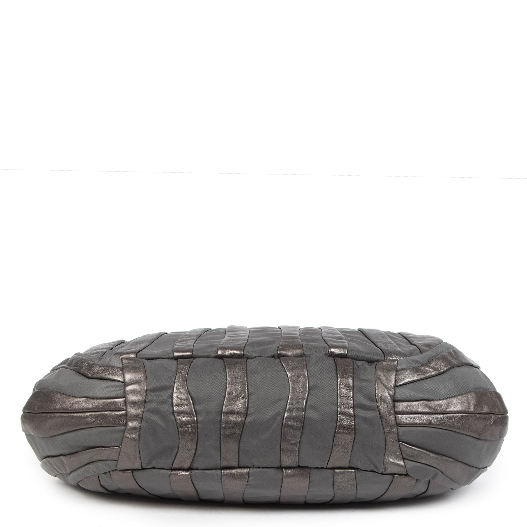 Authentieke tweedehands vintage Prada Grafite Mordore Shoulder Bag koop online webshop LabelLOV
