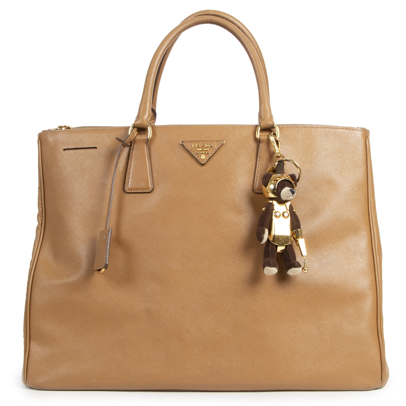 Buy authentic secondhand Prada bags at the right price at LabelLOV vintage webshop.