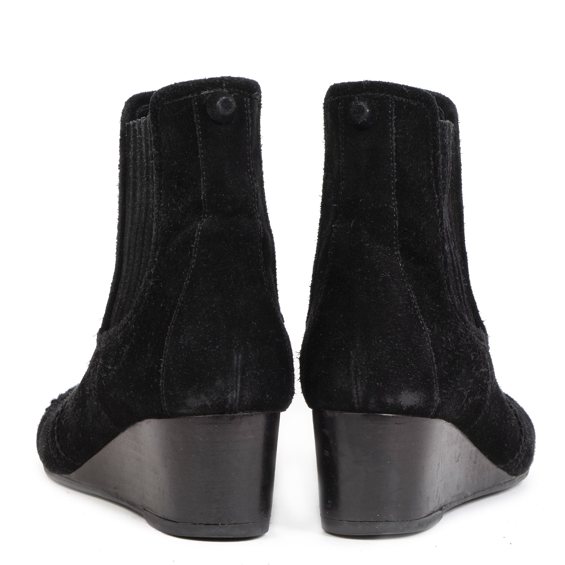 Koop tweedehands Balenciaga boots online bij LabelLOV. Winkel veilig online bij LabelLOV Antwerpen België.