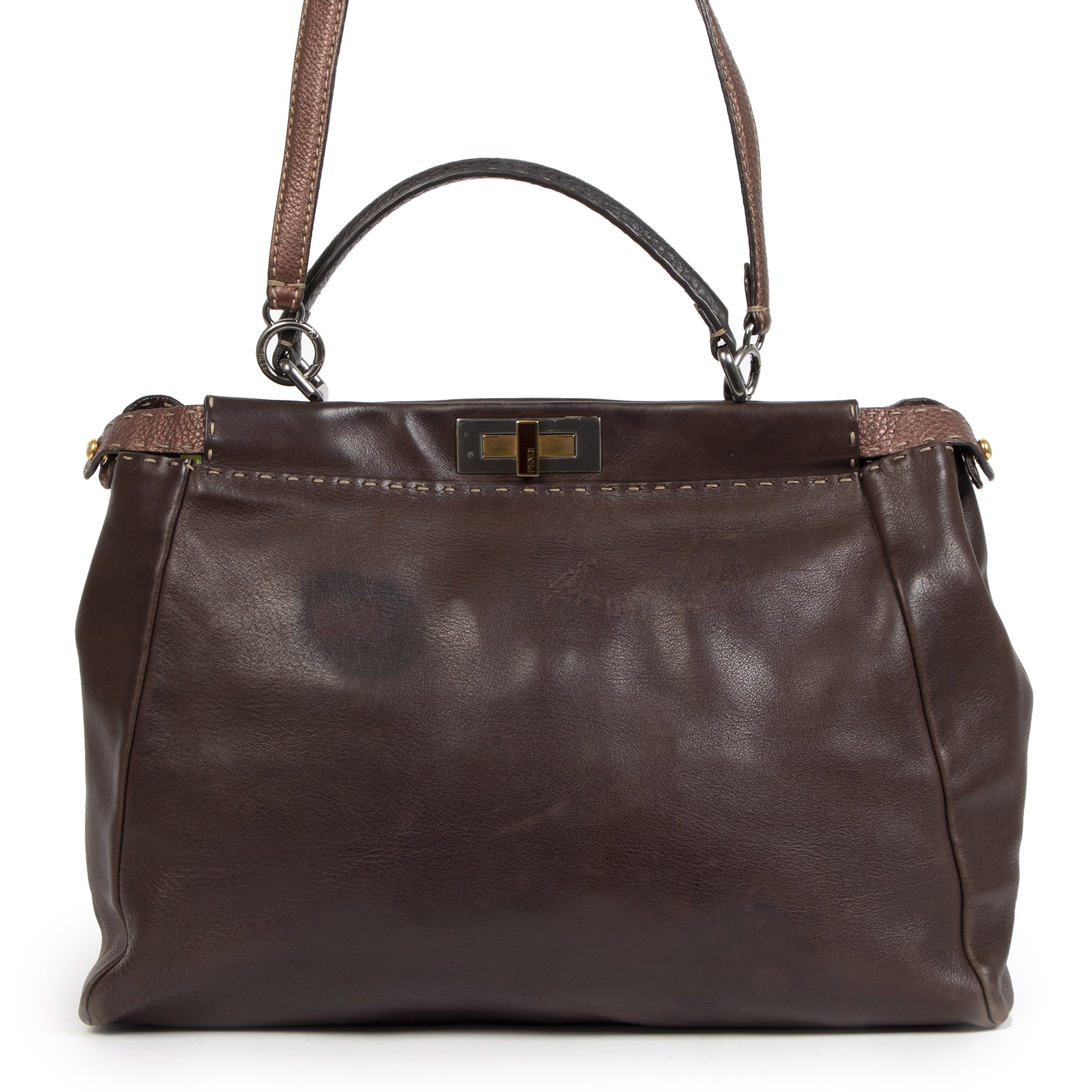 Authentieke tweedehands Fendi Peekaboo handtassen te koop bij LabelLOV aan de juiste prijs. Koop Veilig online bij LabelLOV.