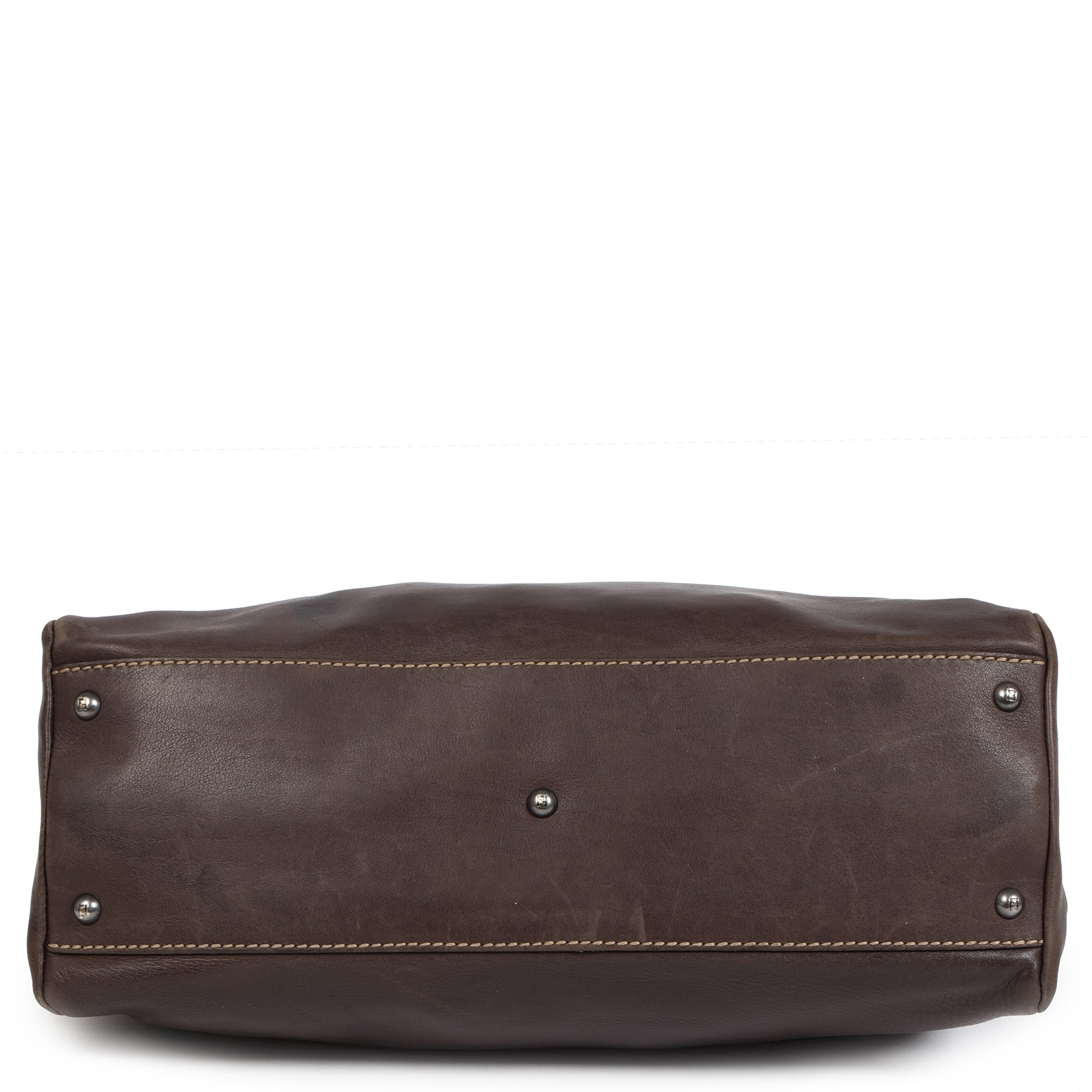 Authentieke vintage te koop bij labelLOV. Tweedehands Fendi Peekaboo handtassen aan de juiste prijs bij LabelLOV Antwerpen.