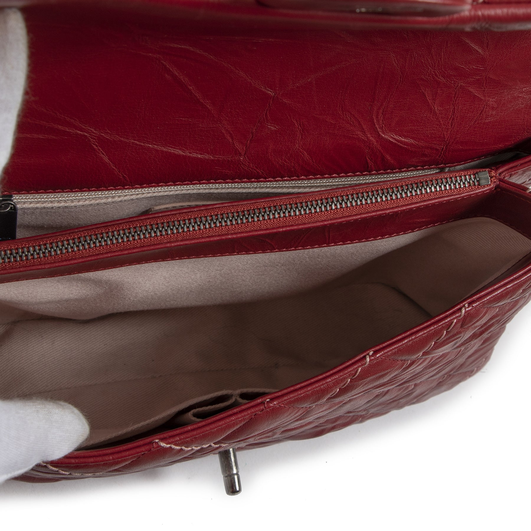 Buy secondhand Chanel Flap bags online at LabelLOV.