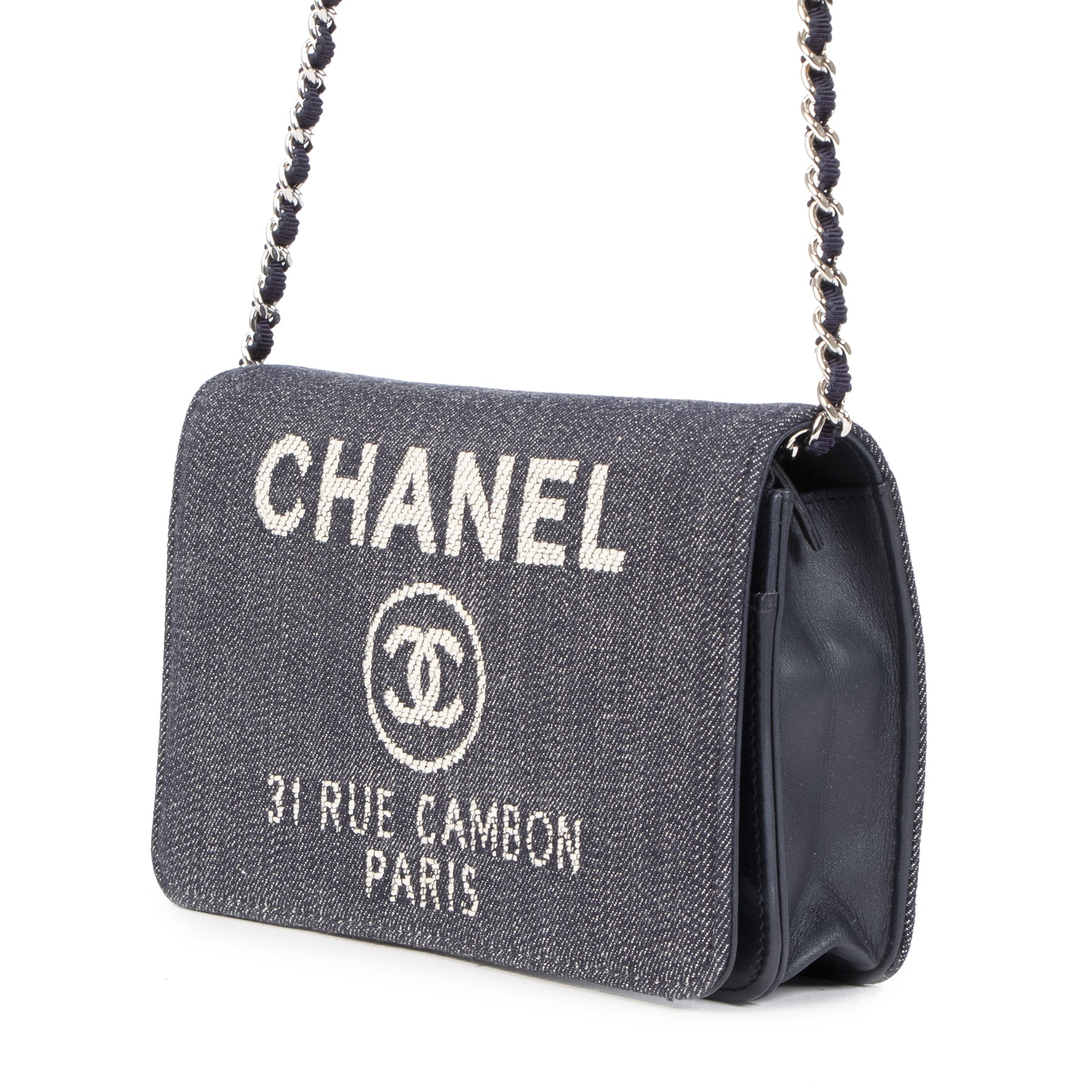 Authentic secondhand Chanel Denim 31 Rue Cambon Wallet On A Chain designer bags designer brands fashion luxury vintage webshop safe secure online shopping worldwide shipping