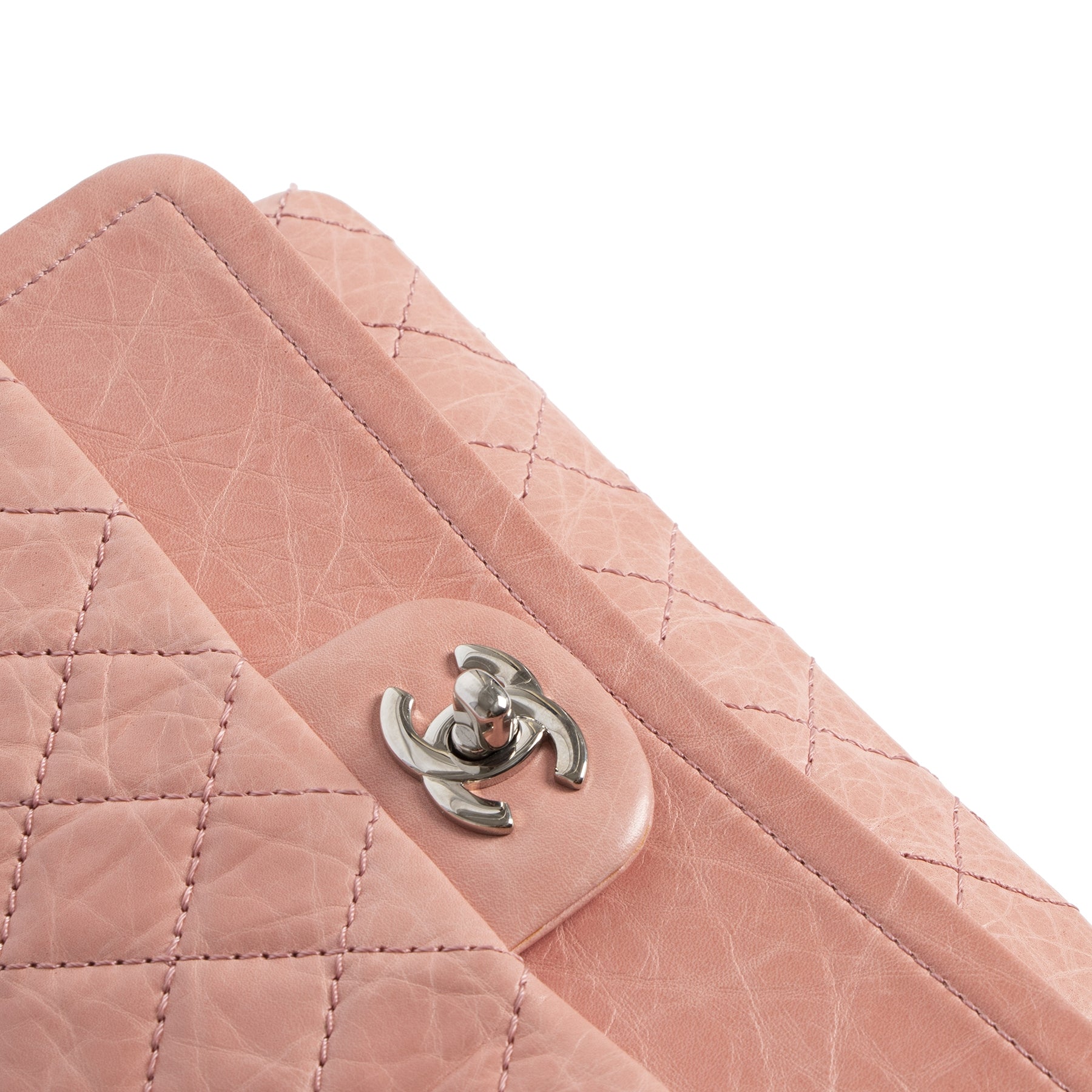 koop veilig online tegen de beste prijs Chanel Pink Classic Double Flap Bag