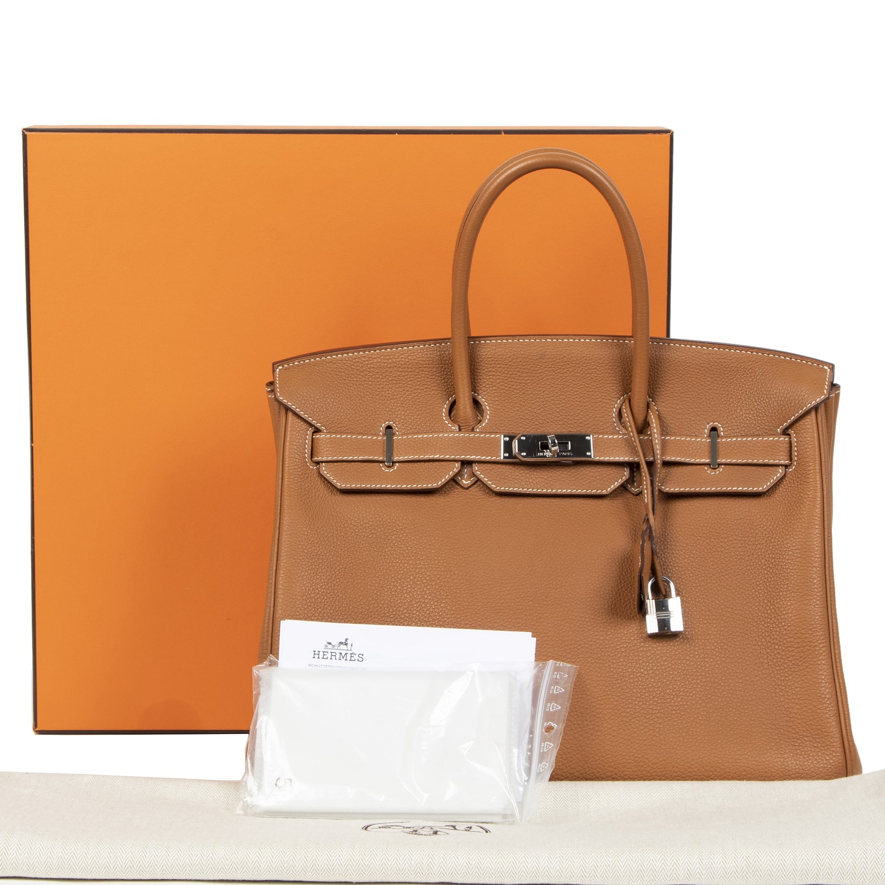 Luxury Brand secondhand Hermes Birkin 35cm Gold Togo Leather GHW at the right price at LabelLOV Antwerp Belgium