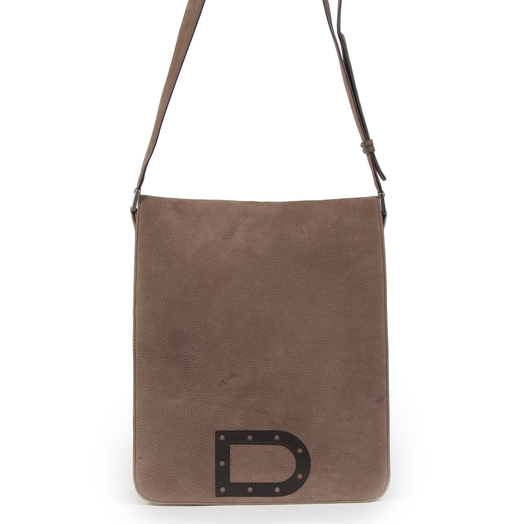 Buy safe and secure Delvaux bags online at LabelLOV Antwerp.