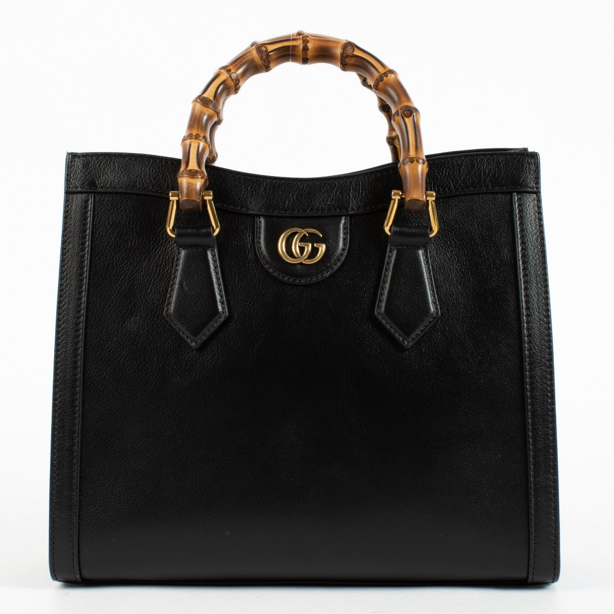 Authentic Second Hand Gucci Black Leather Medium Diana Bag on Labellov.com