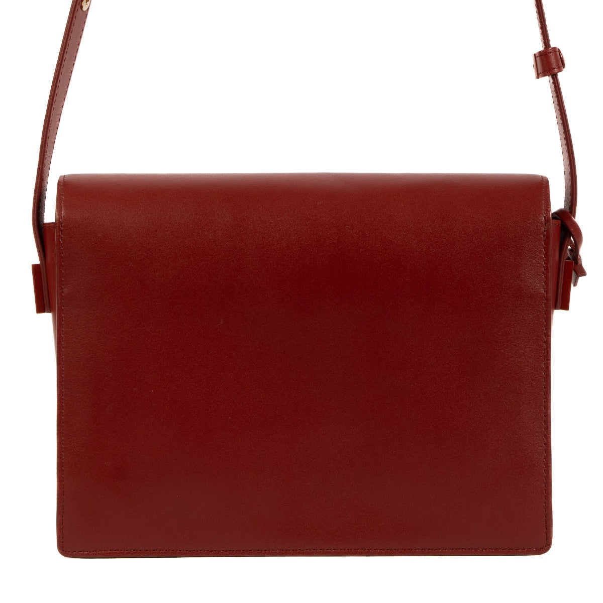 Shop safe online at Labellov in Antwerp, Brussels and Knokke this 100% authentic second hand Delvaux Rouge de Pourpre Polo/Vernis Madame Bag