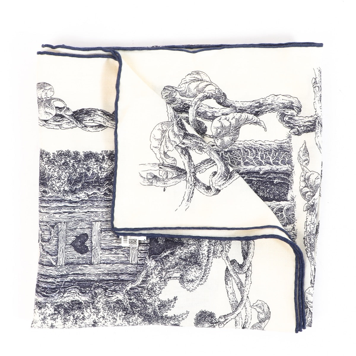Buy an authentic Hermès Les Cabanes Cashmere/Silk Shawl in excellent condition at Labellov in Antwerp.