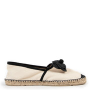 shop authentic second hand Chanel White Canvas Camellia Espadrilles at Labellov for the best price