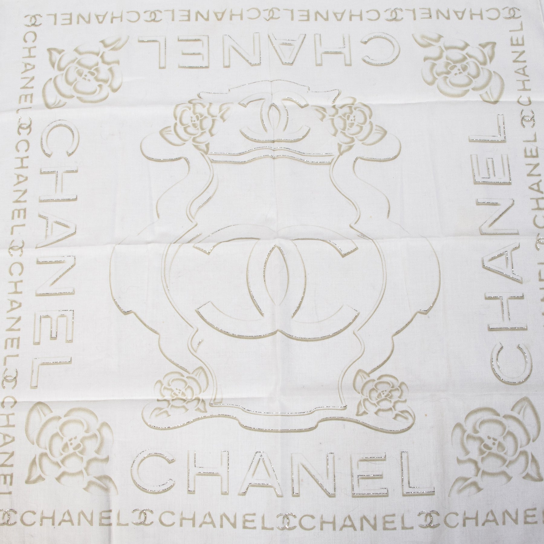 Authentieke tweedehands vintage Chanel White Beige Camellia Scarf koop online webshop LabelLOV