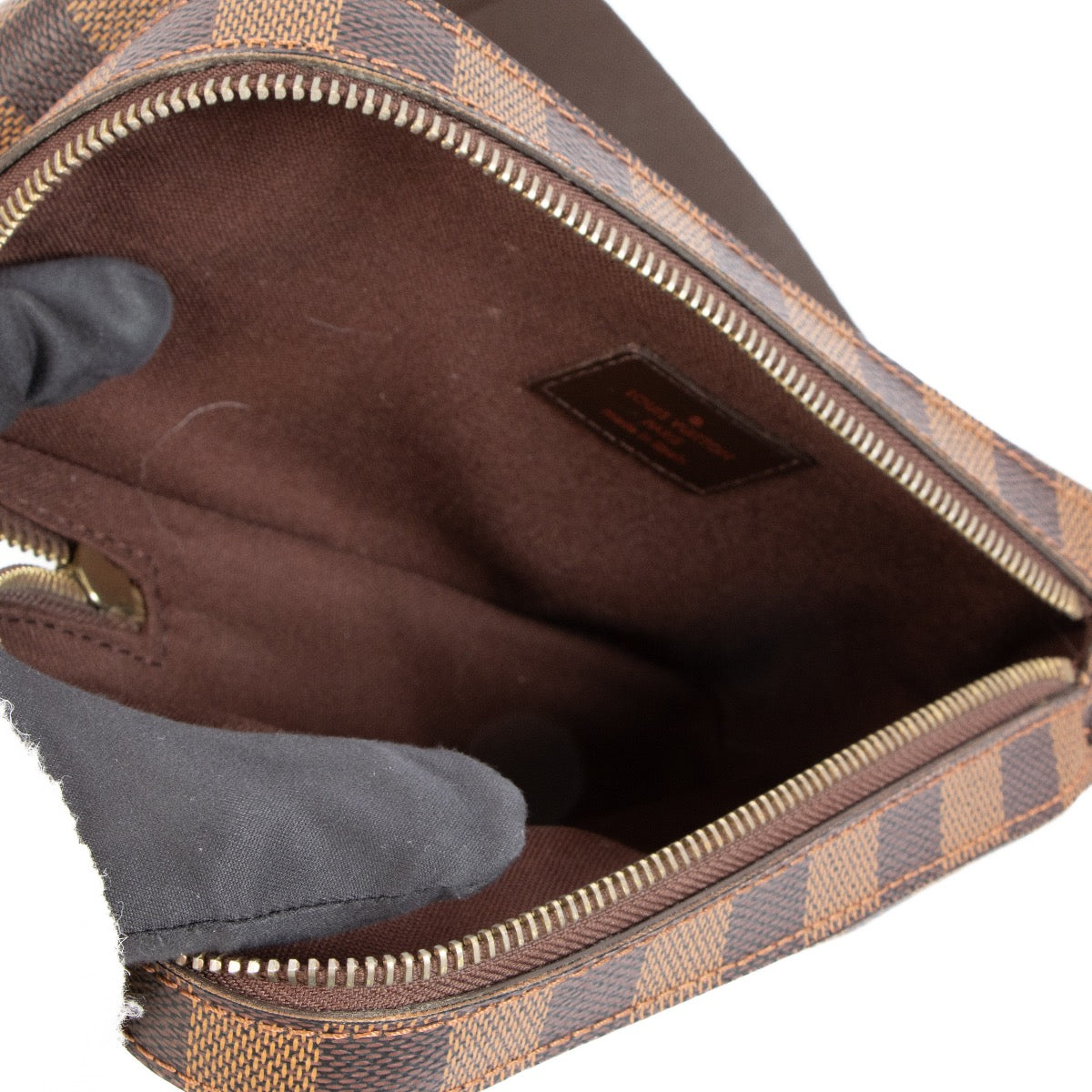Shop an authentic second hand Louis Vuitton Brown Damier Ebene Geronimos Belt Bag on Labellov.com