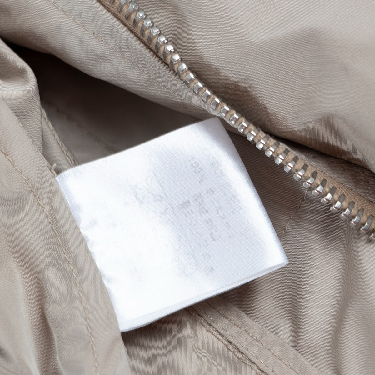 Moncler Beige Waterdichte Jas - Maat 1