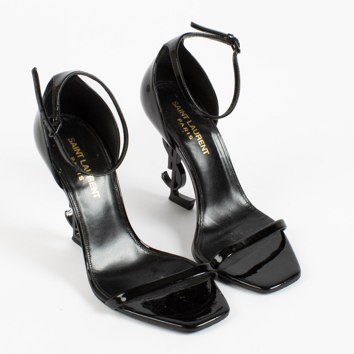Shop 100% authentic second hand Saint Laurent Black Heels on Labellov.com