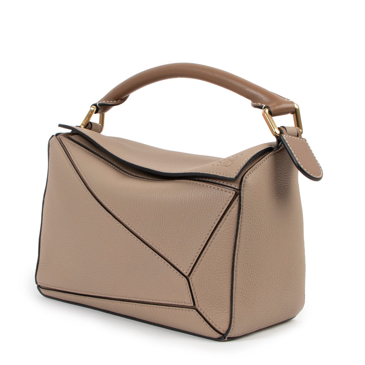 Shop now for your pre-loved, 100% authentic Loewe Beige Grained Leather Small Puzzle Top Handle bag at Labellov in Antwerp
