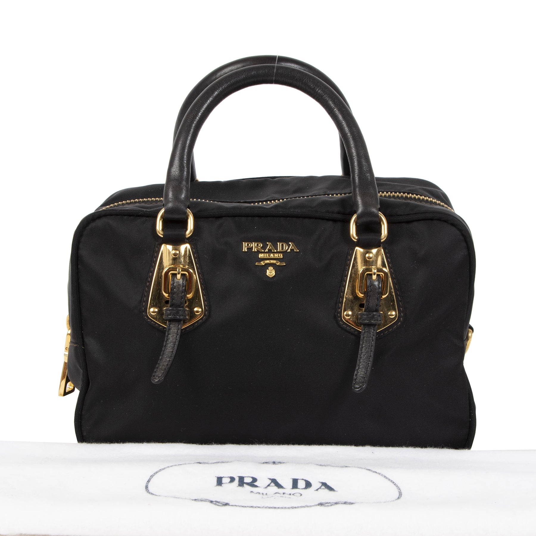 Winkel veilig online bij LabelLOV Antwerpen voor authentieke tweedehands Prada