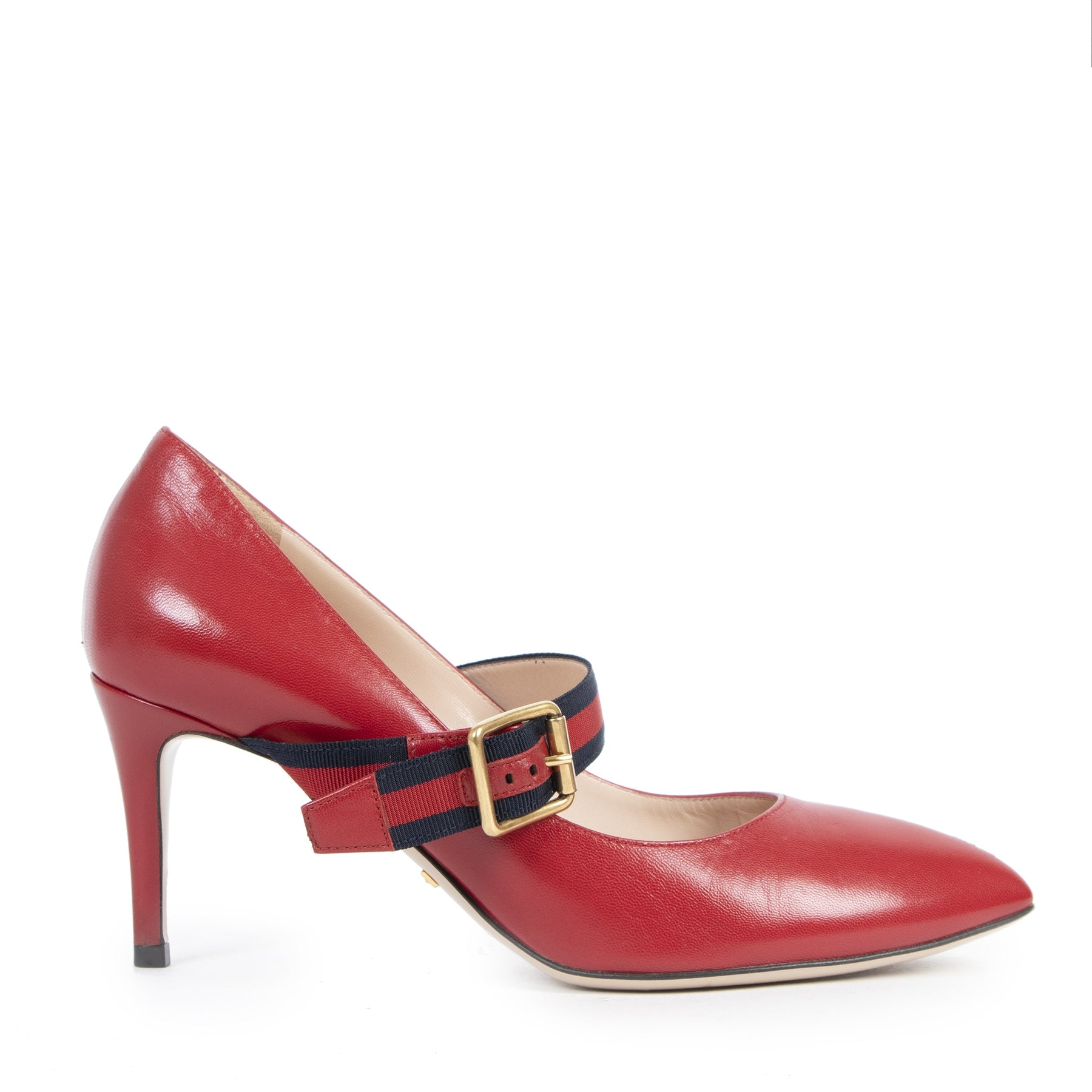 Authentic secondhand Gucci Red Sylvie Pumps - Size 36 designer shoes high heels luxury vintage webshop fashion worldwide shipping safe secure online shopping