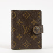 Shop the 100% authentic Louis Vuitton Vintage Monogram Card Holder second hand on Labellov.com