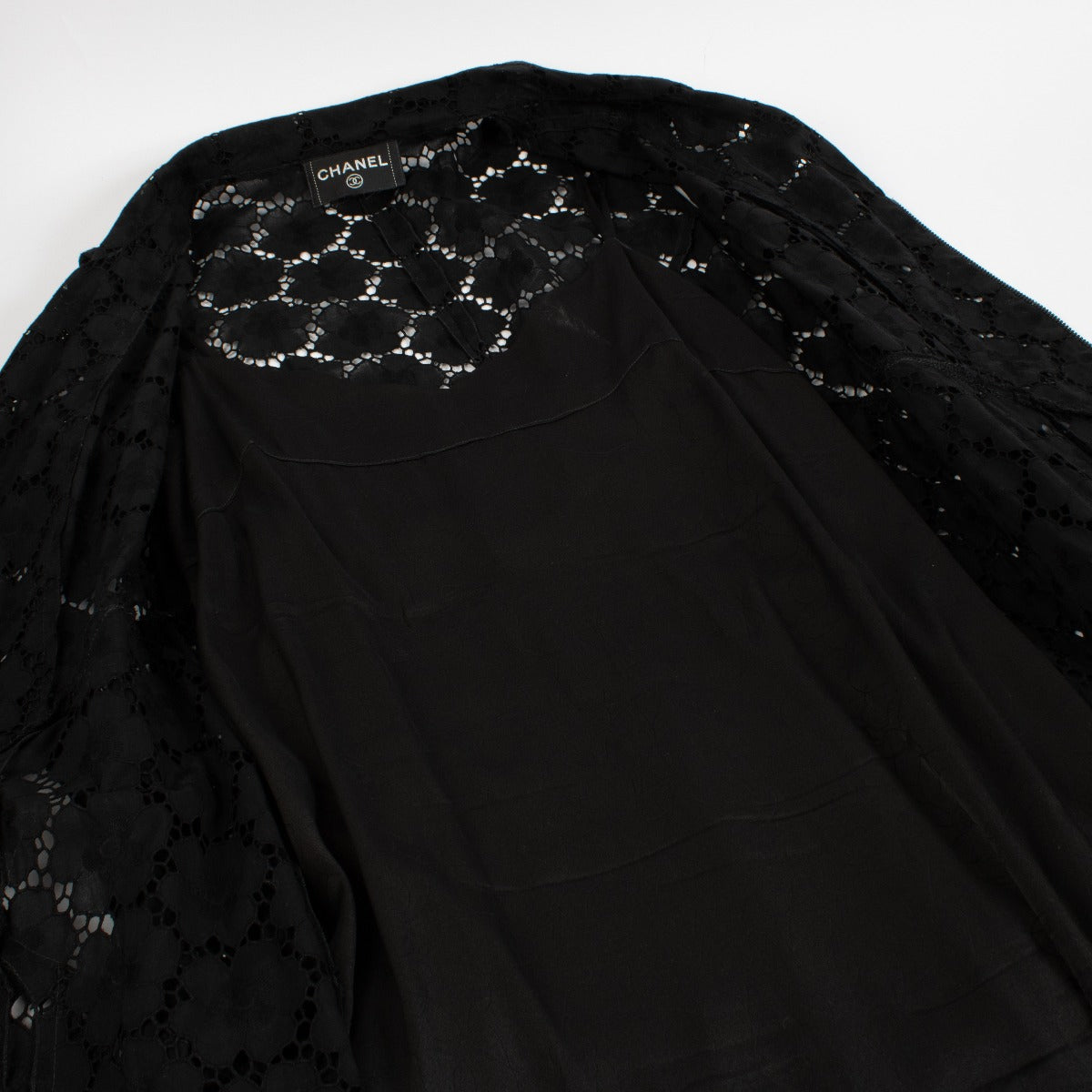 Robe longue Chanel 01P noire broderie anglaise - Taille FR42