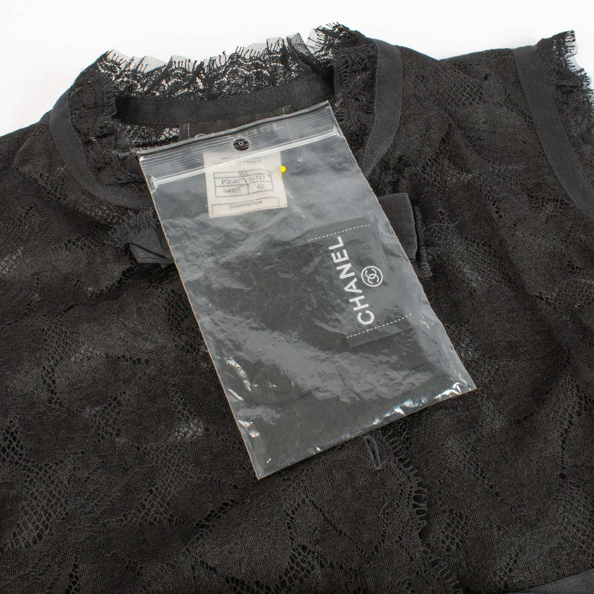 shop 100% authentic second hand Chanel 05A Black Lace Dress - Size FR42 on Labellov.com