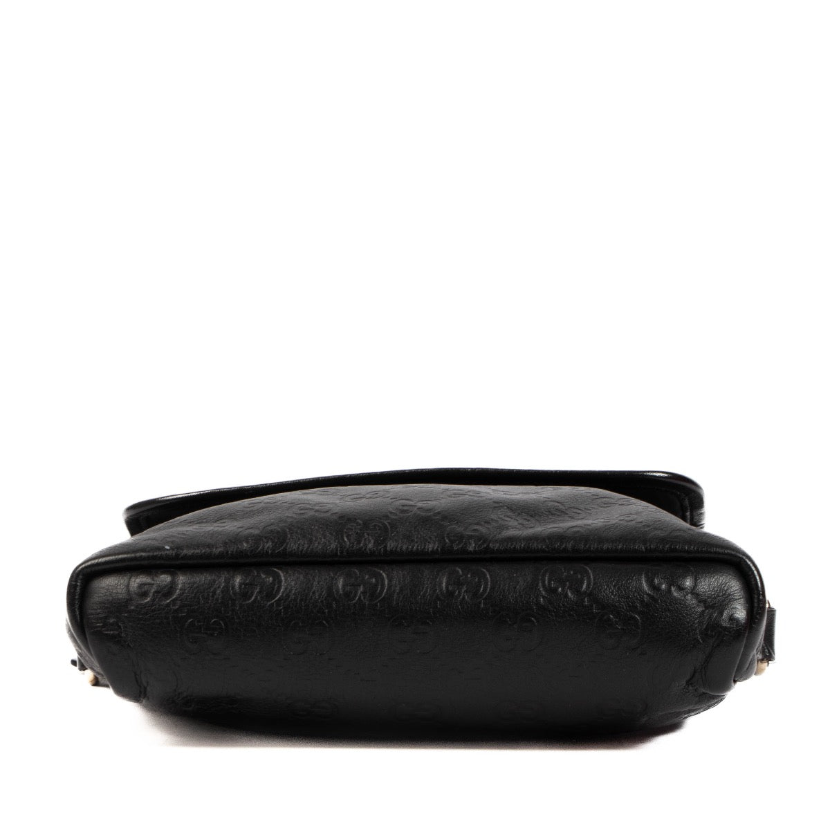 shop 100% authentic second hand Gucci Black Guccissima Messenger Bag on Labellov.com