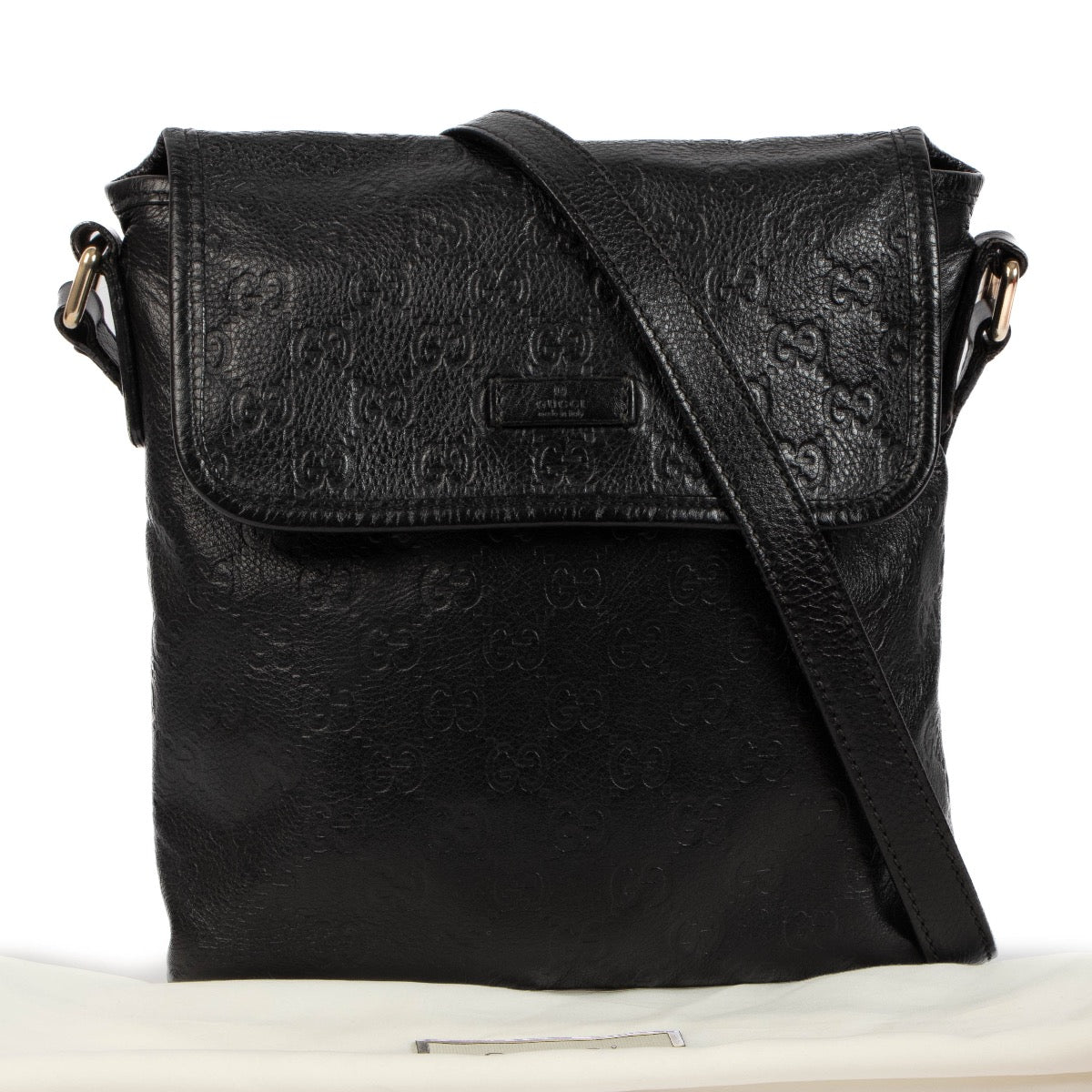 shop 100% authentic second hand Gucci Black Guccissima Messenger Bag on Labellov.com