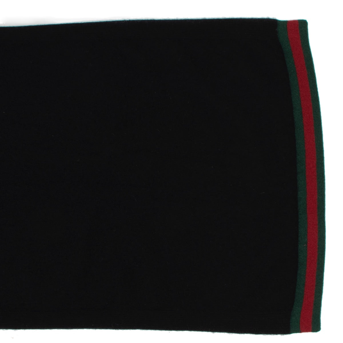 Shop safe online at Labellov in Antwerp this 100% authentic second hand Gucci Black Cashmere/Lana Wool Scarf