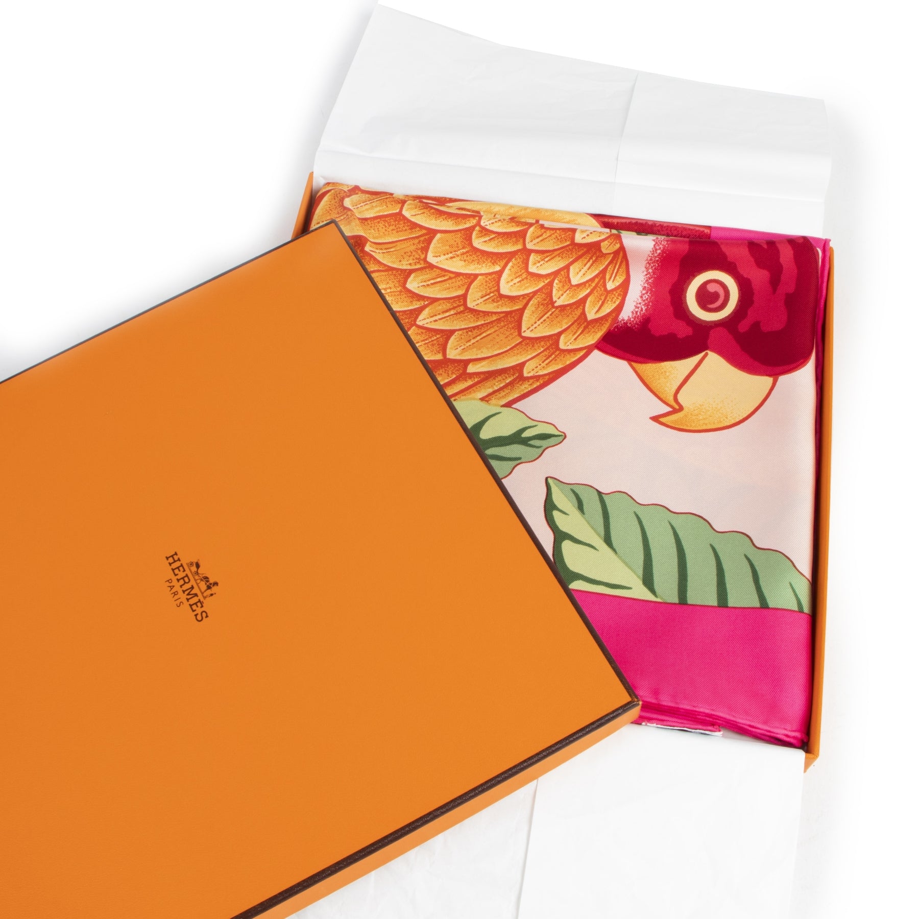 Authentieke Tweedehands Hermès Les Perroquets Silk Scarf juiste prijs veilig online shoppen luxe merken webshop winkelen Antwerpen België mode fashion