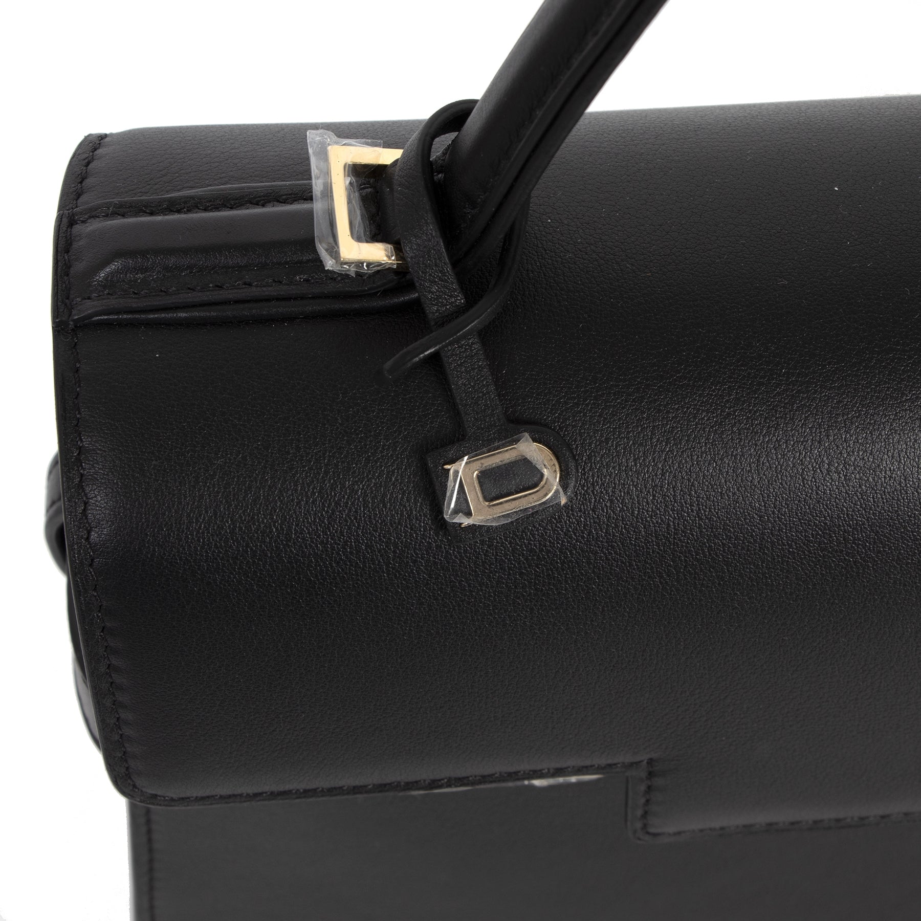 Delvaux Black Tempête MM + Strap koop veilig online aan de beste prijs
