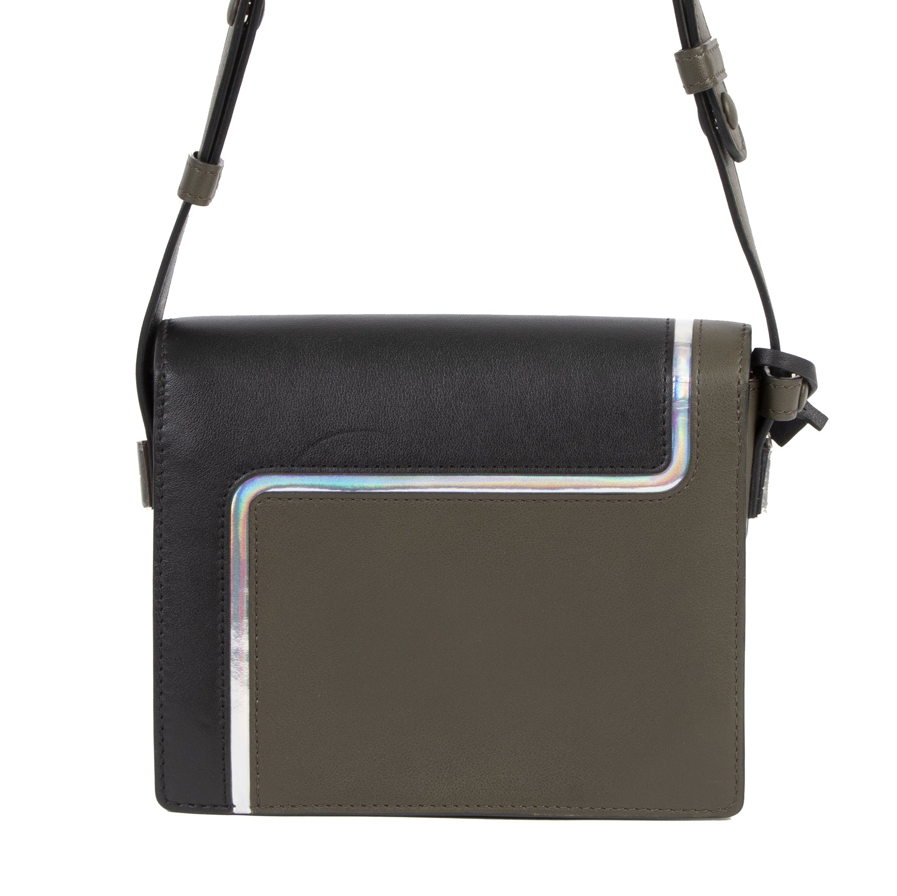 Koop authentieke tweedehands Delvaux Tassen bij LabelLOV Antwerpen.