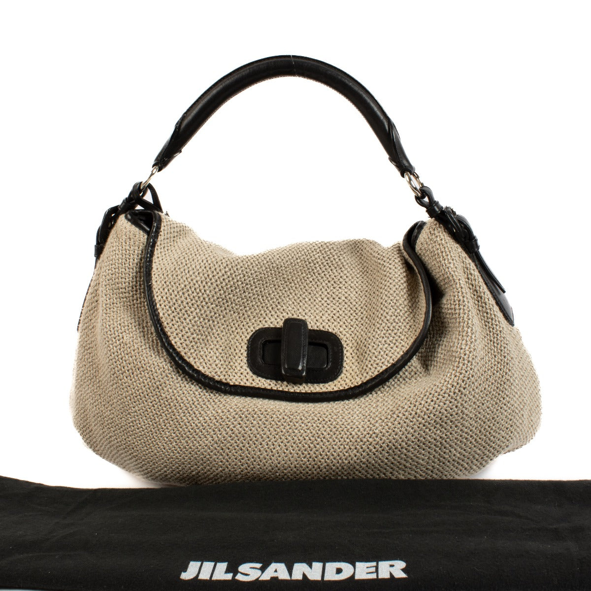 Shop 100% authentic secondhand on Labellov.com
